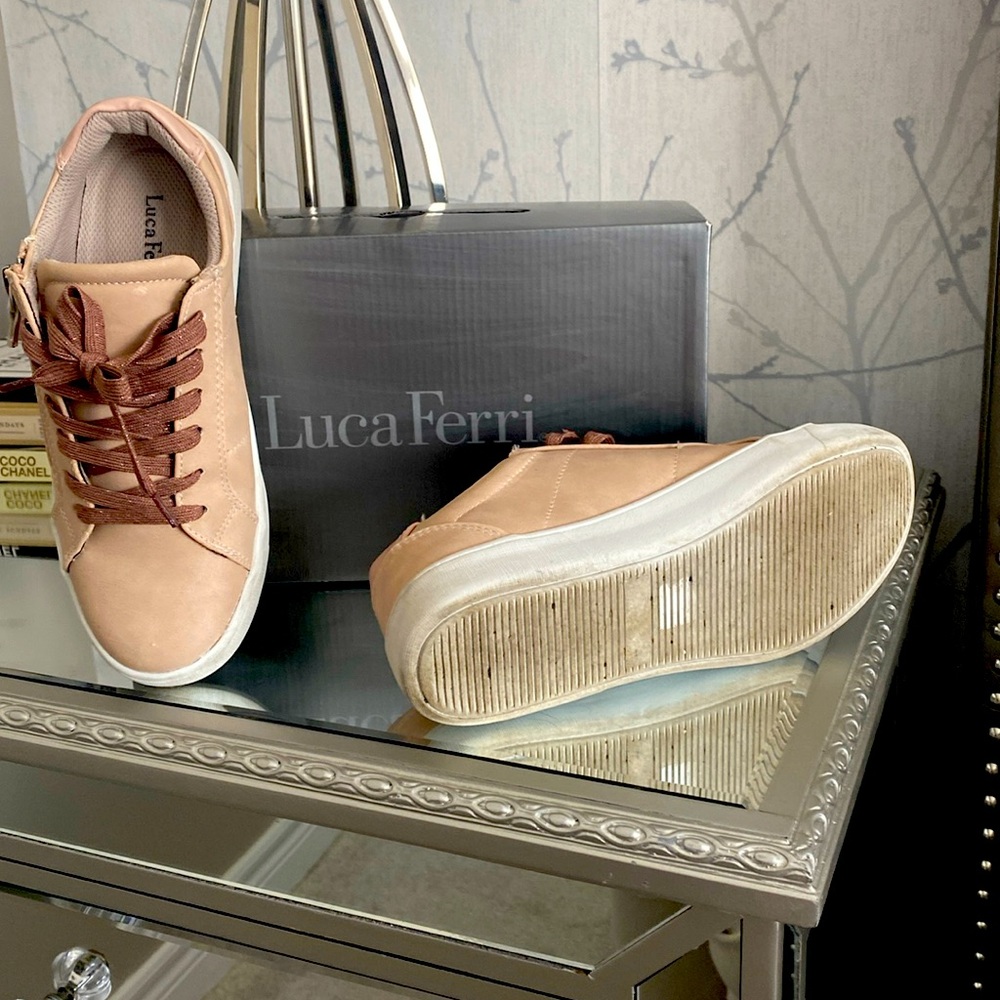 Luca Ferri Sneakers